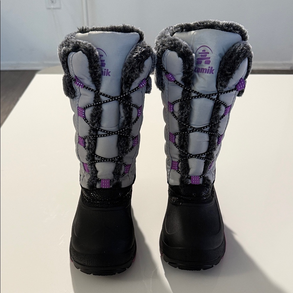Kamik Gray and Black Girls Winter Boots with Purple Accents Size 2